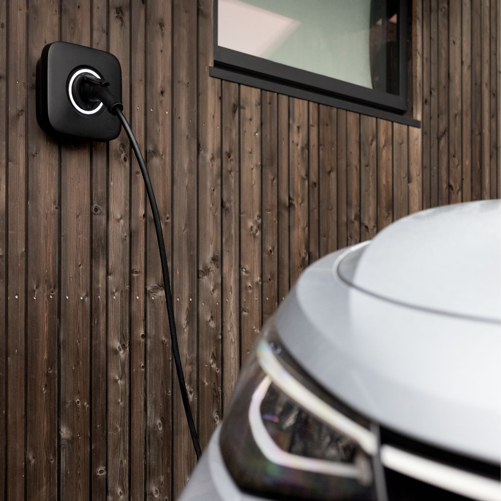 Futurehome EV Charger - black